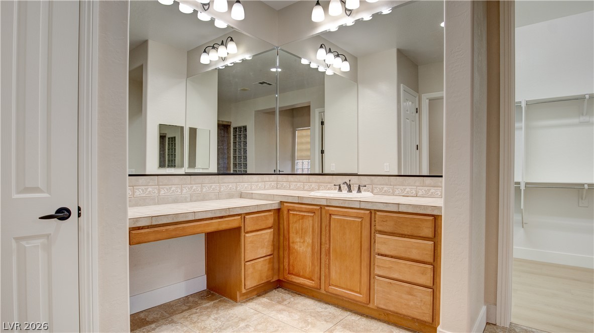 3821 Marsh Sparrow Lane Property Photo 27