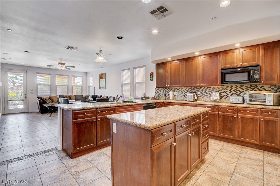 4129 Fabulous Finches Avenue Property Photo 38