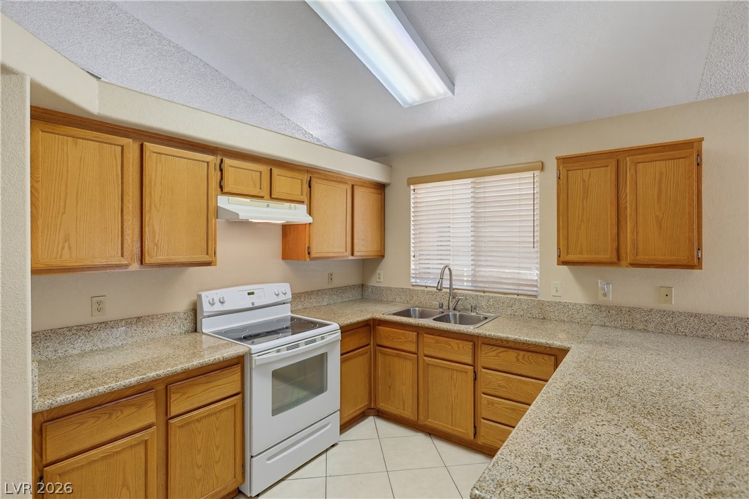 2617 Rising Legend Way Property Photo 11