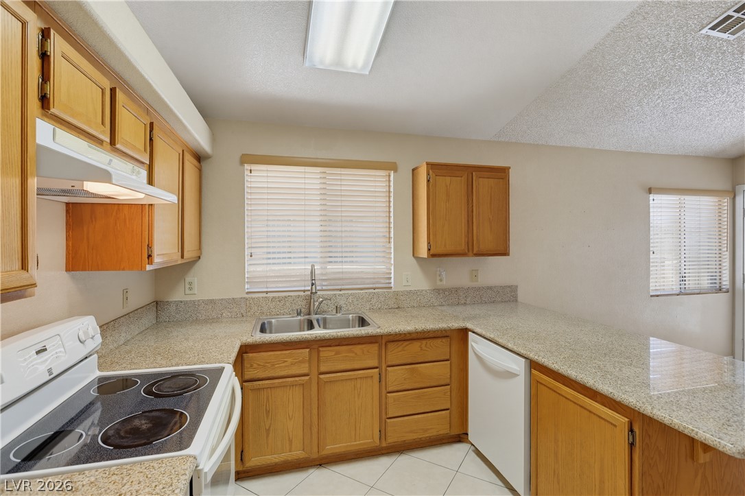 2617 Rising Legend Way Property Photo 12