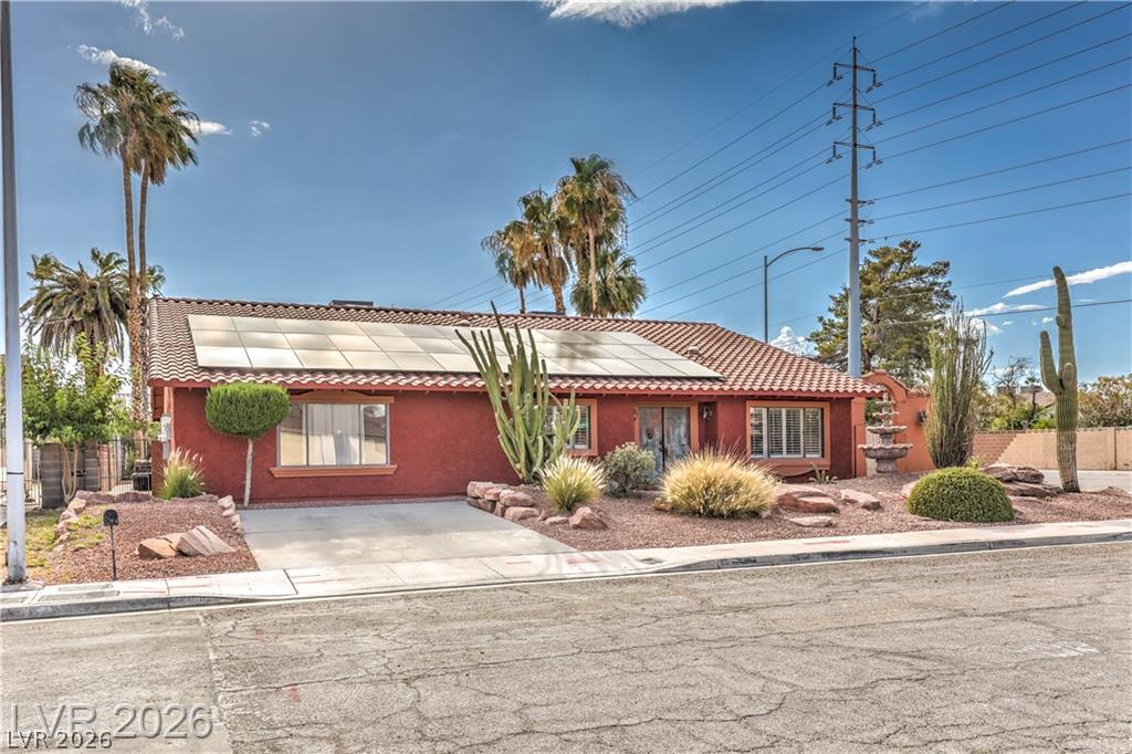 4411 Paseo El Rio Drive Property Photo 3