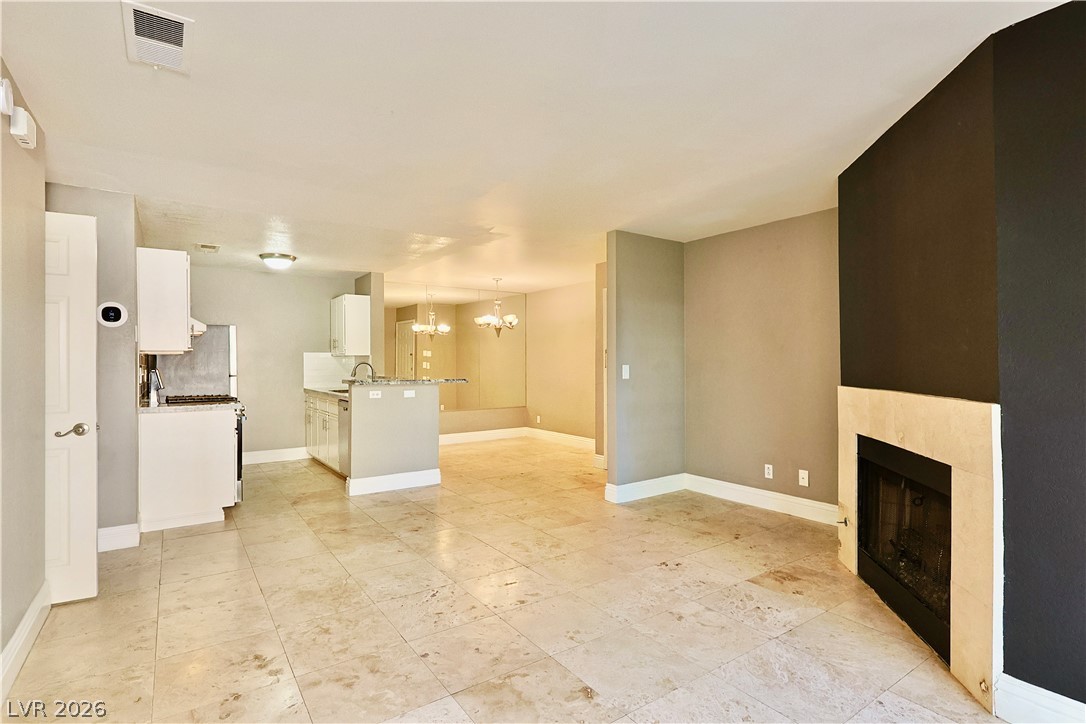 2200 South Fort Apache Road 1015 Property Photo 4