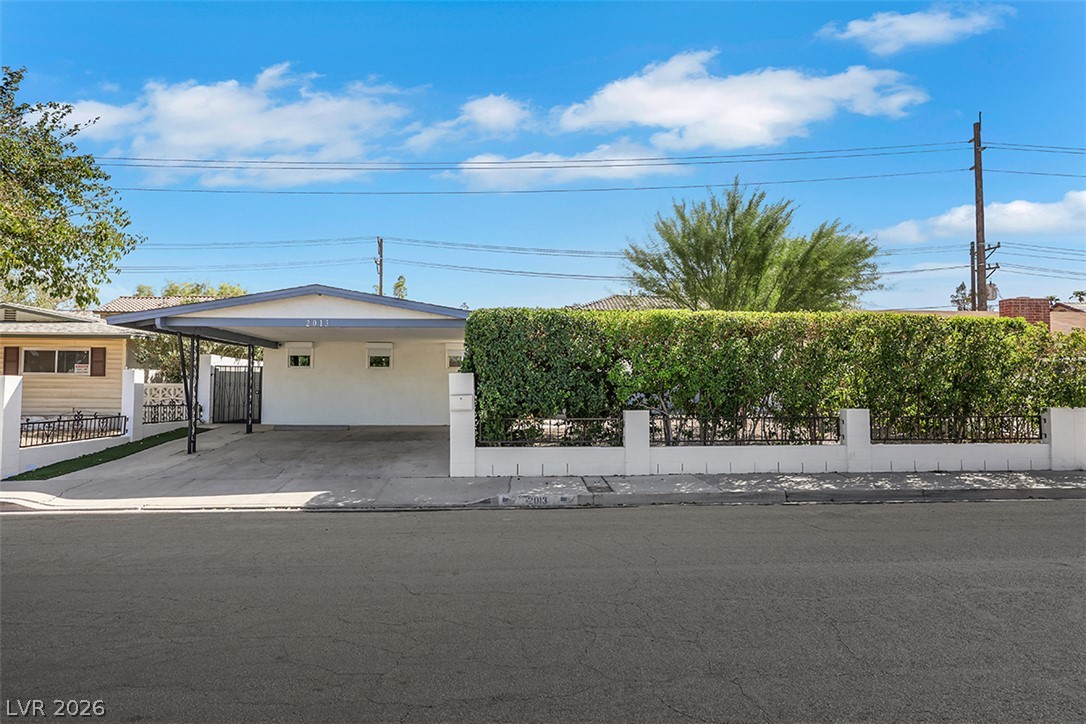 2013 Sunland Avenue Property Photo 1