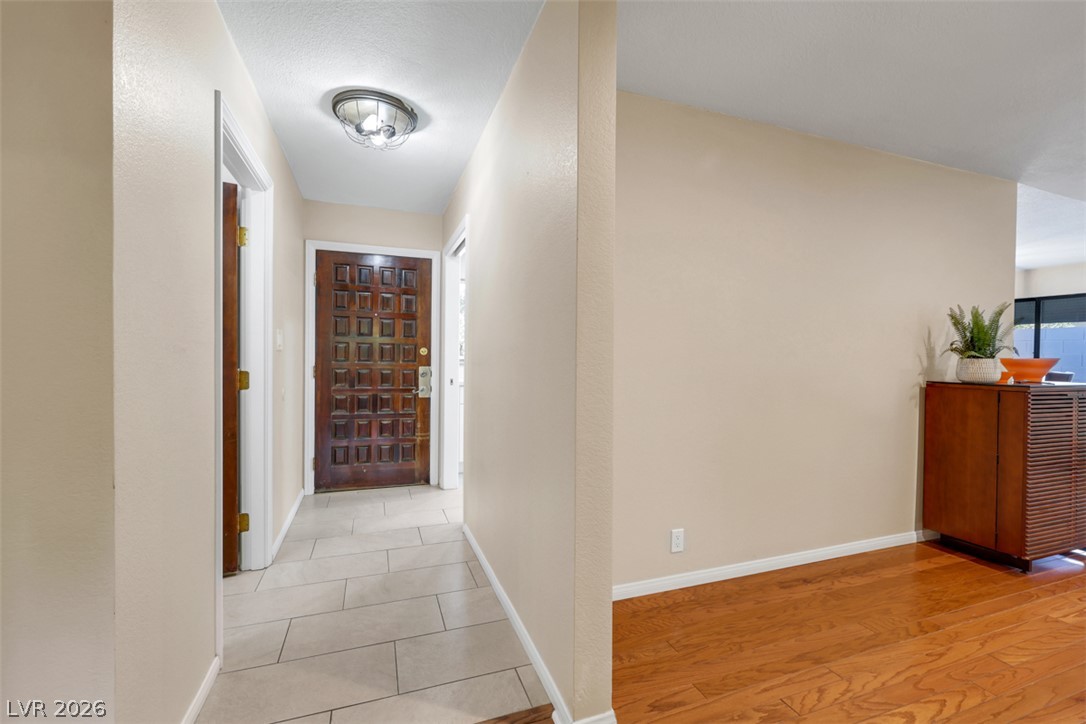 2013 Sunland Avenue Property Photo 5
