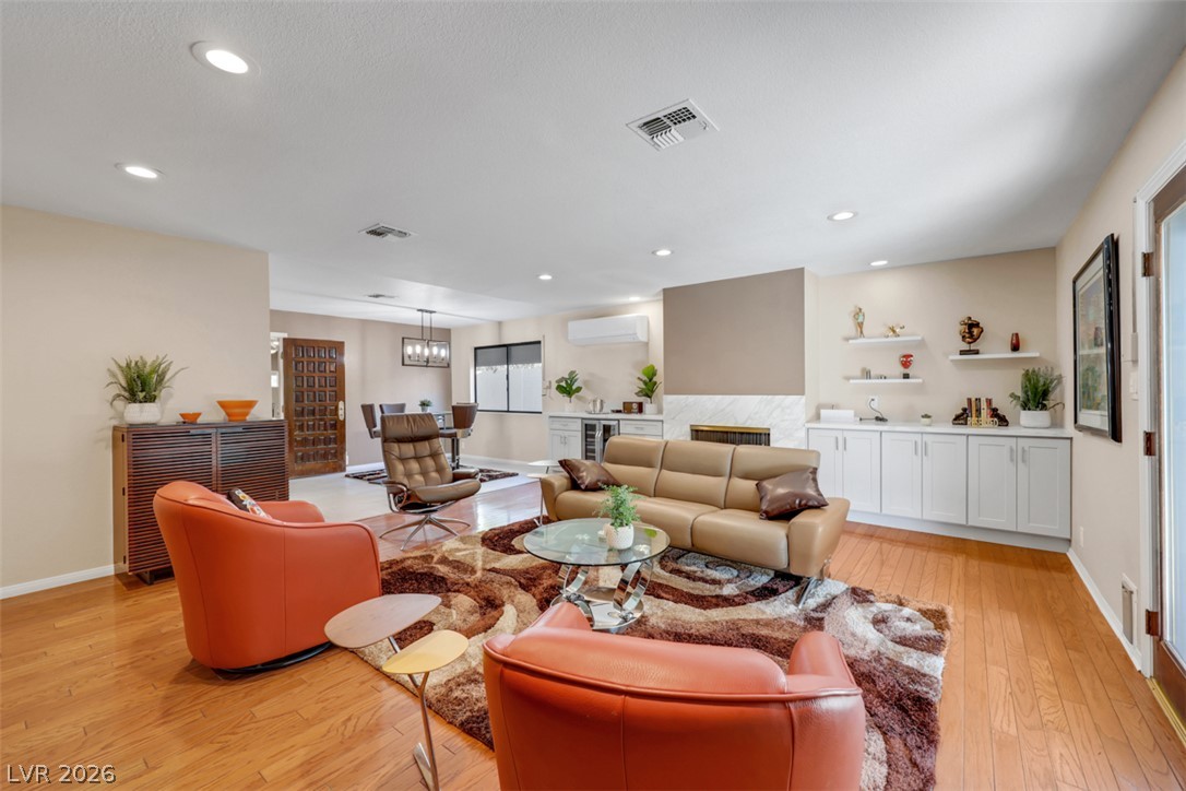 2013 Sunland Avenue Property Photo 8