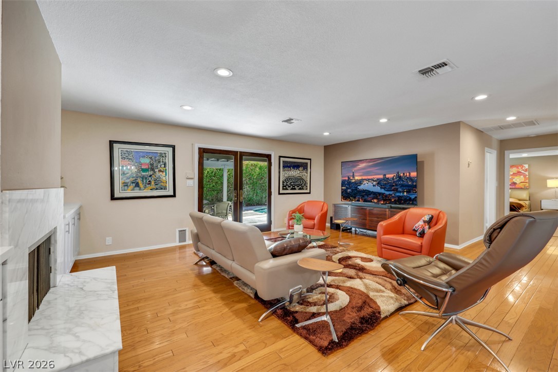 2013 Sunland Avenue Property Photo 10