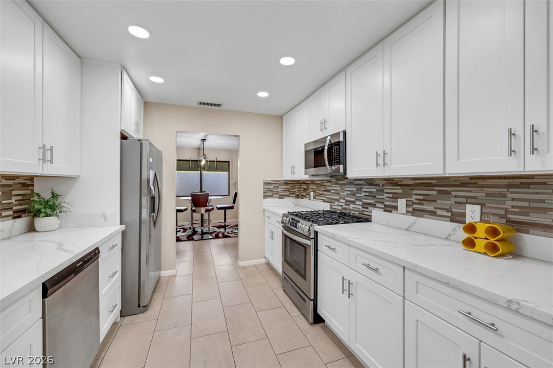 2013 Sunland Avenue Property Photo 15