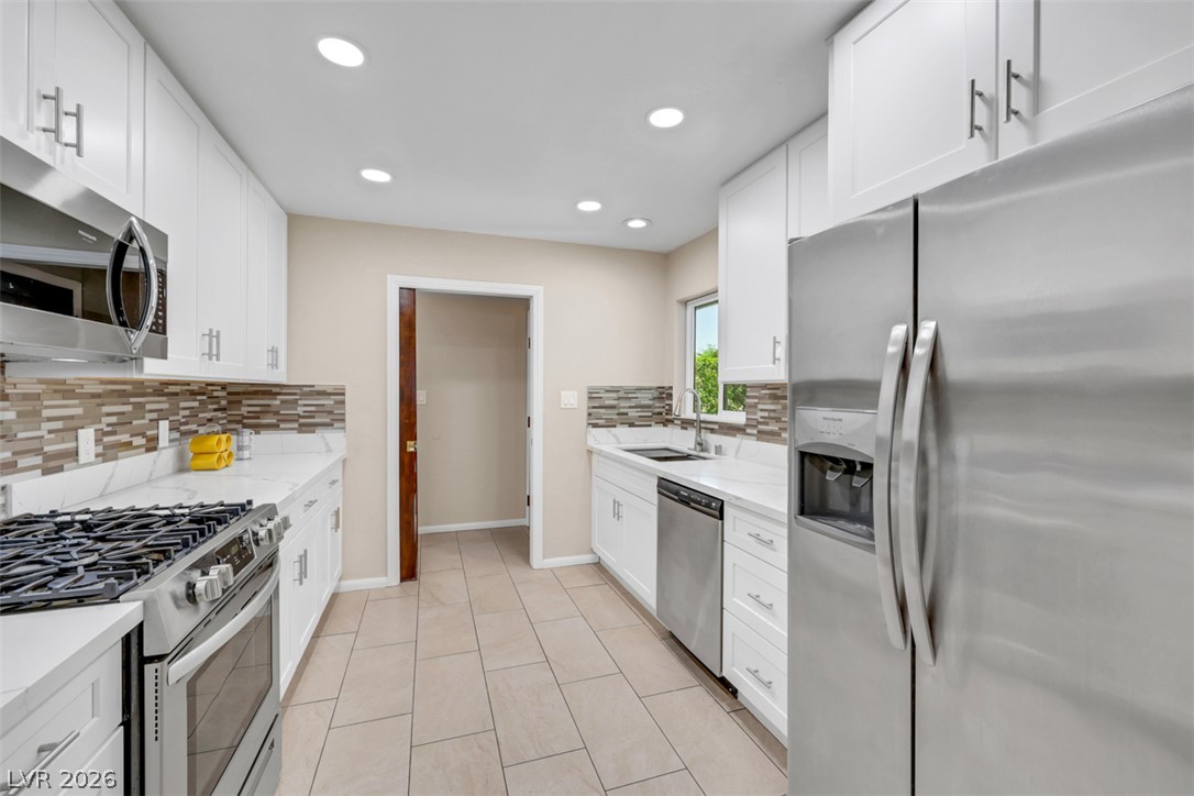 2013 Sunland Avenue Property Photo 17