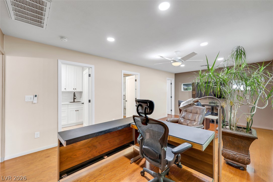 2013 Sunland Avenue Property Photo 24