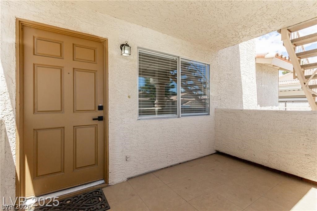 905 Sulphur Springs Lane 101 Property Photo 3