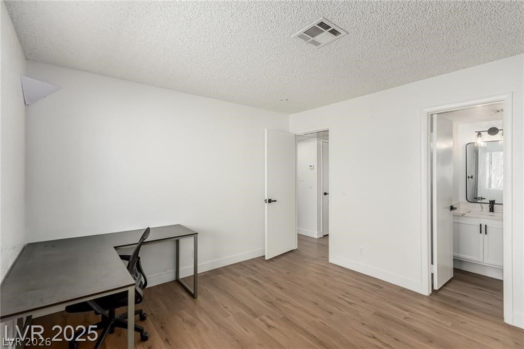 905 Sulphur Springs Lane 101 Property Photo 13