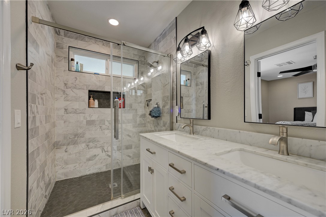 5101 Maverick Street Property Photo 24