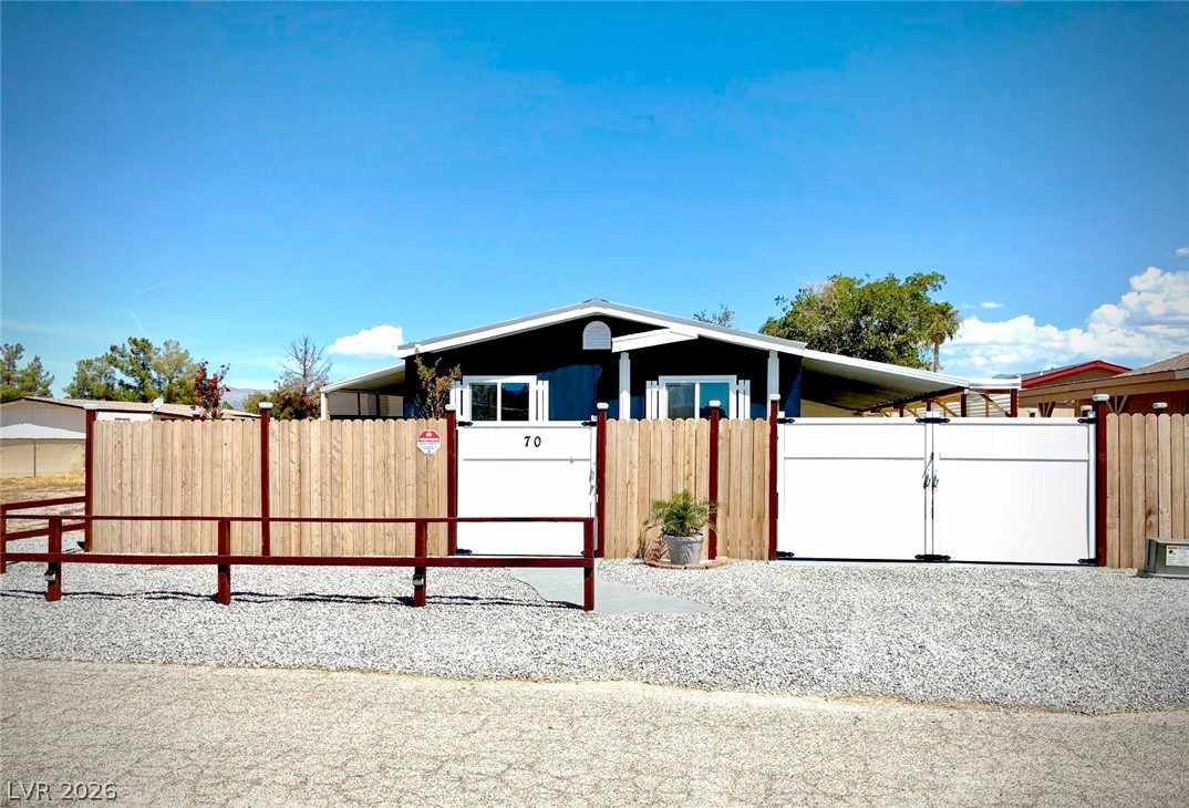 70 Steptoe Street Property Photo 1