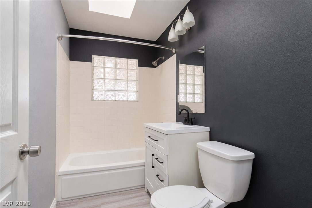 111 Ivy Street Property Photo 19