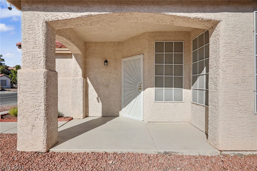 2054 Cardigan Avenue Property Photo 7