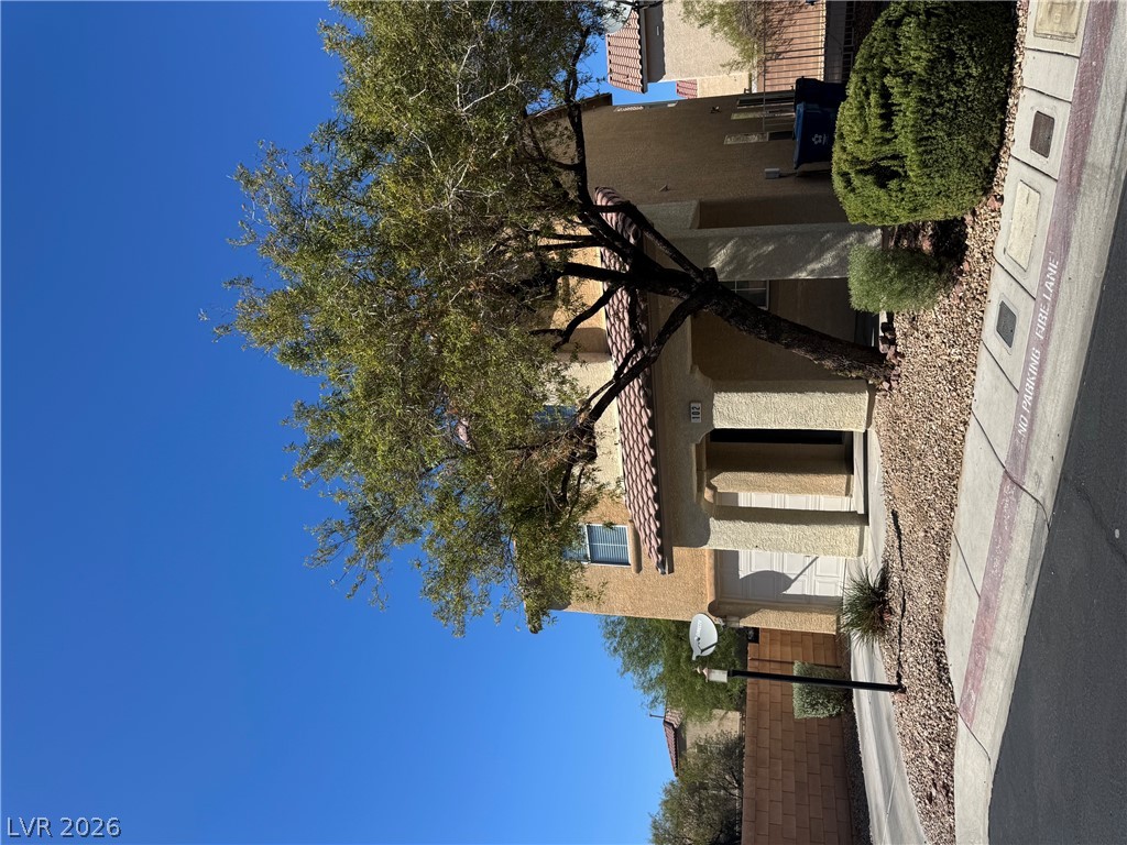 102 Gilliflower Avenue Property Photo 2