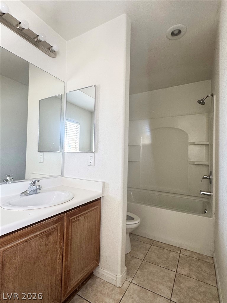 102 Gilliflower Avenue Property Photo 8