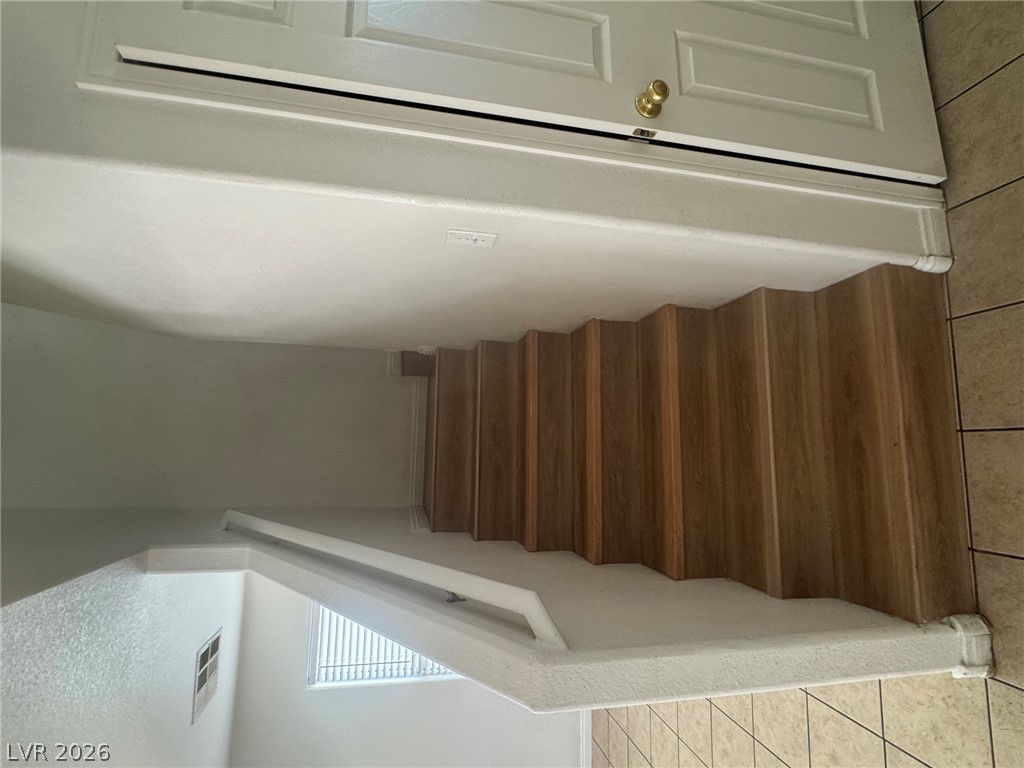 102 Gilliflower Avenue Property Photo 23