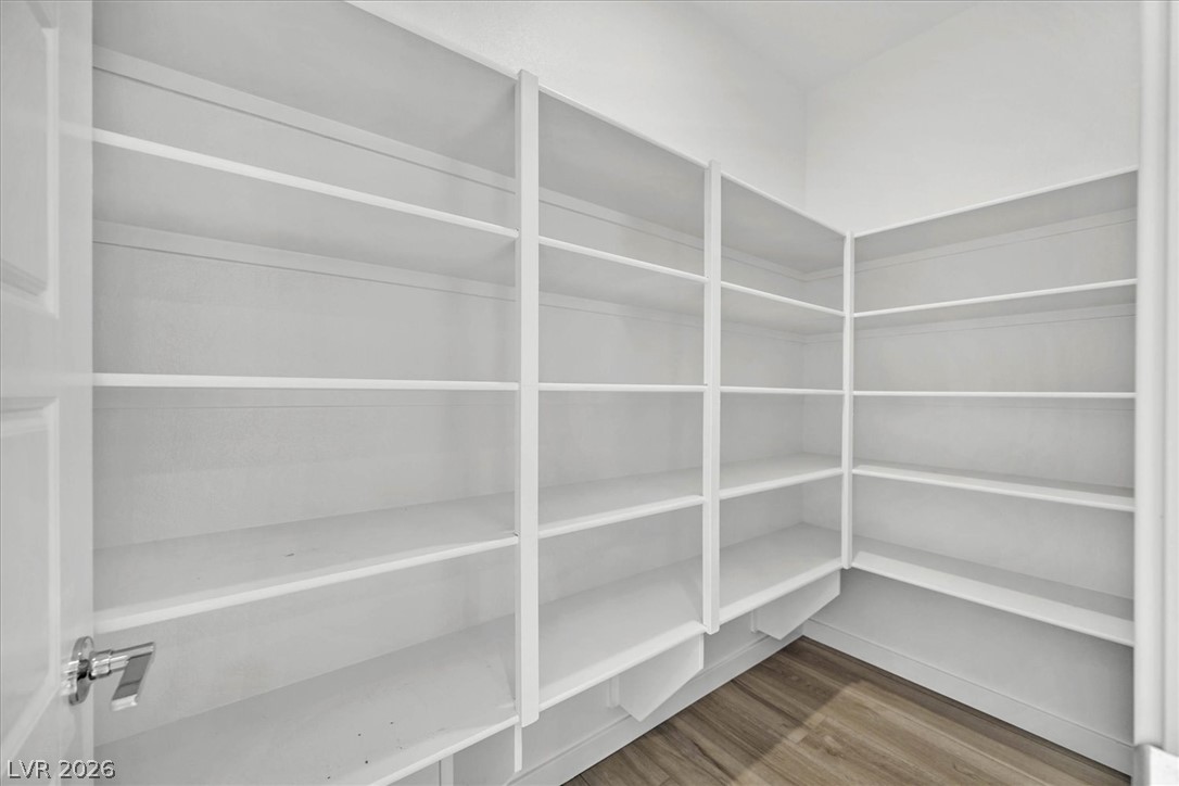 881 Regent Terrace Lane Property Photo 16