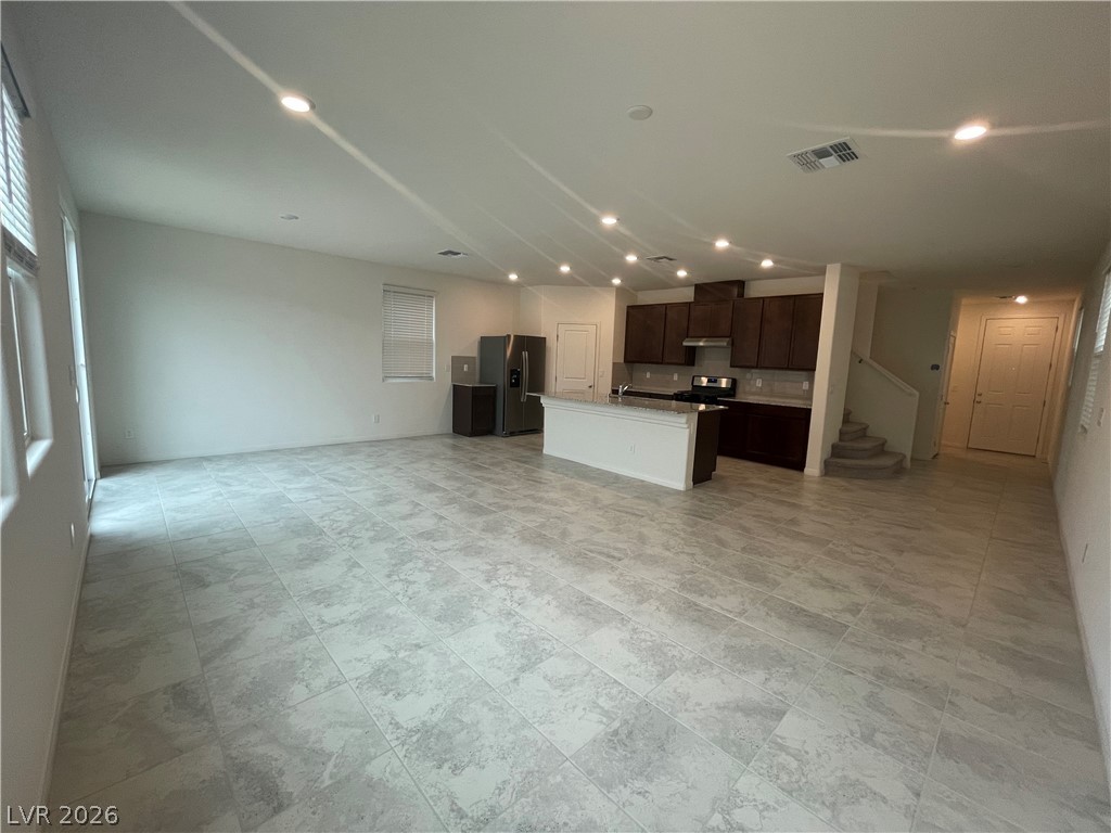 8739 Beverly Grove Court Property Photo 4