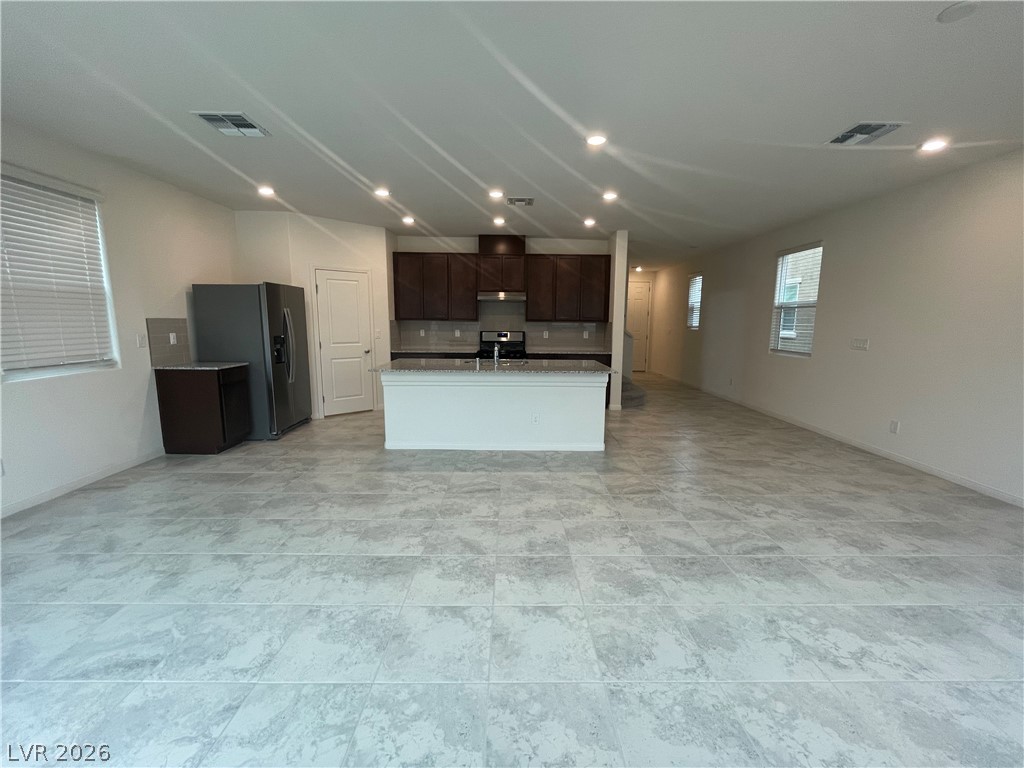 8739 Beverly Grove Court Property Photo 5