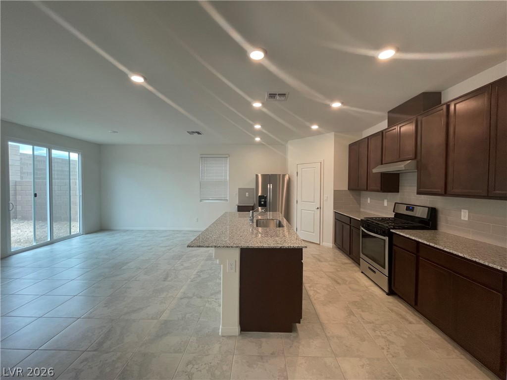 8739 Beverly Grove Court Property Photo 7