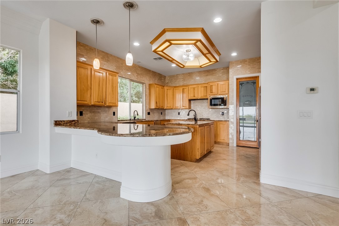 2494 Green Mountain Court Property Photo 3