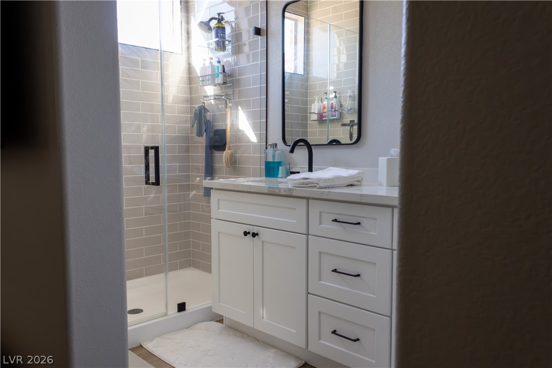 10508 Mission Lakes Avenue Property Photo 16