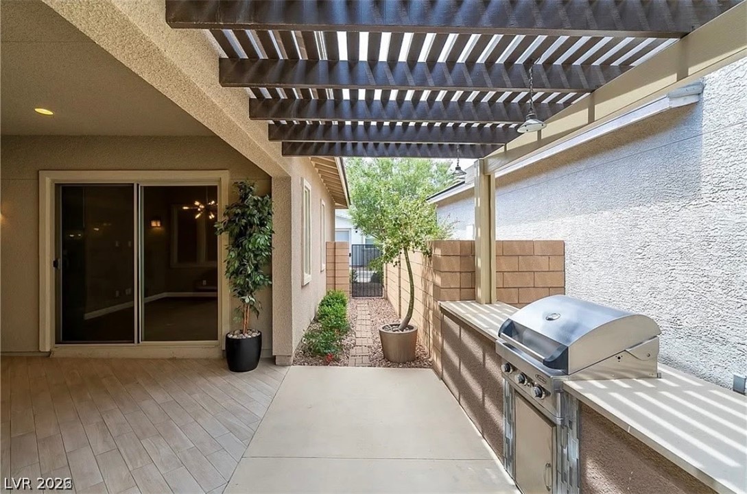 412 Cadence View Way Property Photo 4