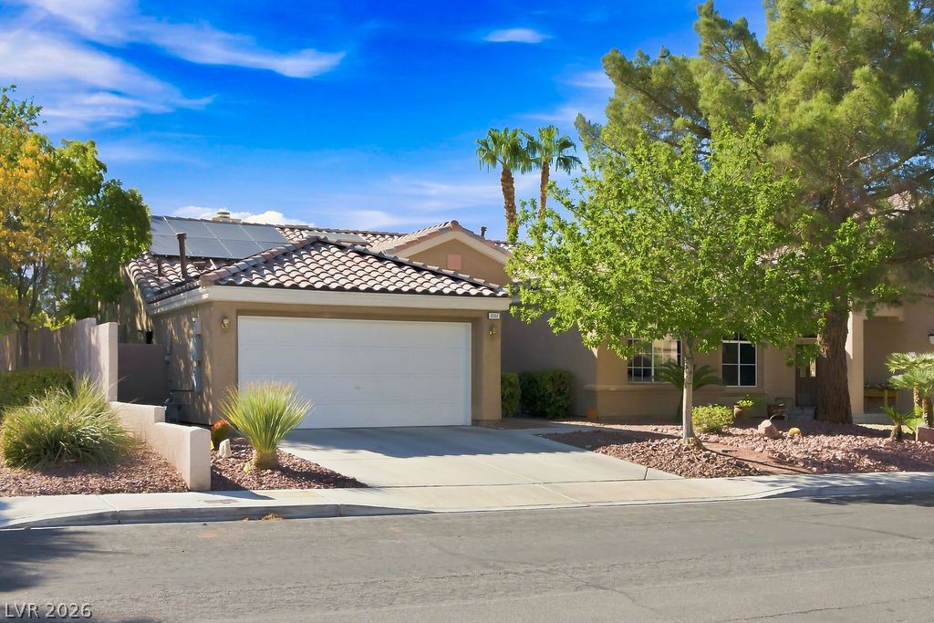2257 Black Pine Drive Property Photo 2