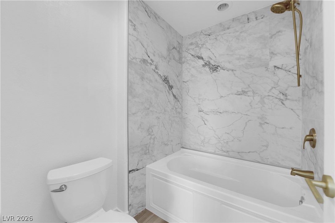 6940 Emerald Springs Lane Property Photo 18