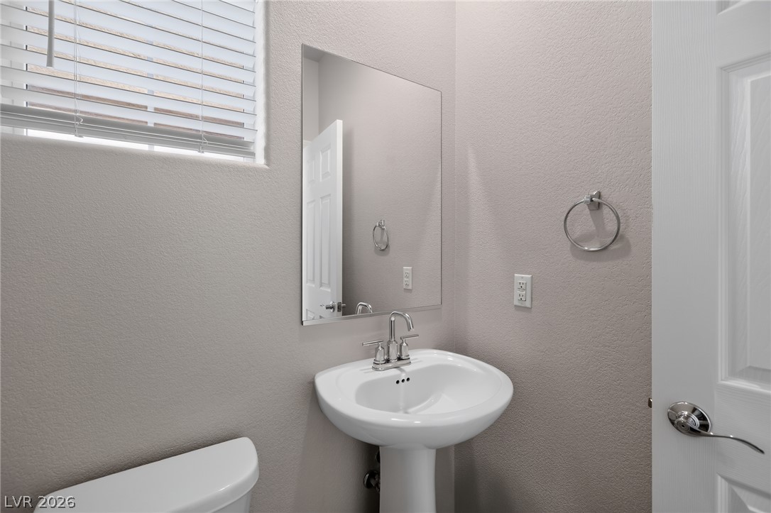 371 Scarlet Pine Court Property Photo 7