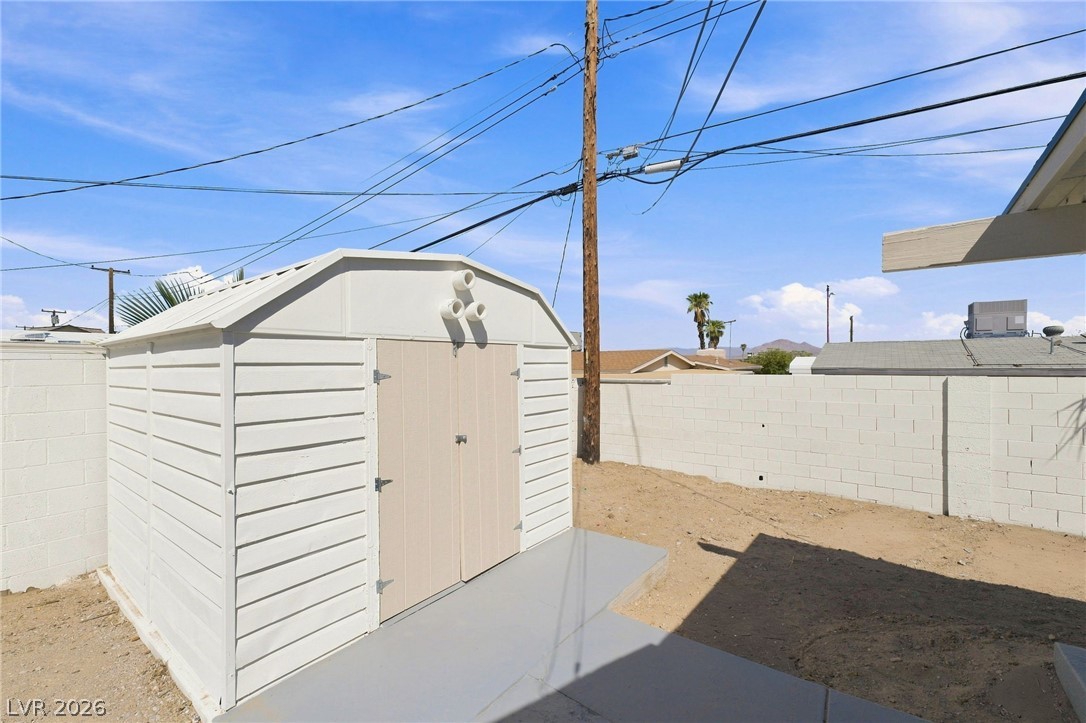 120 Linden Street Property Photo 32