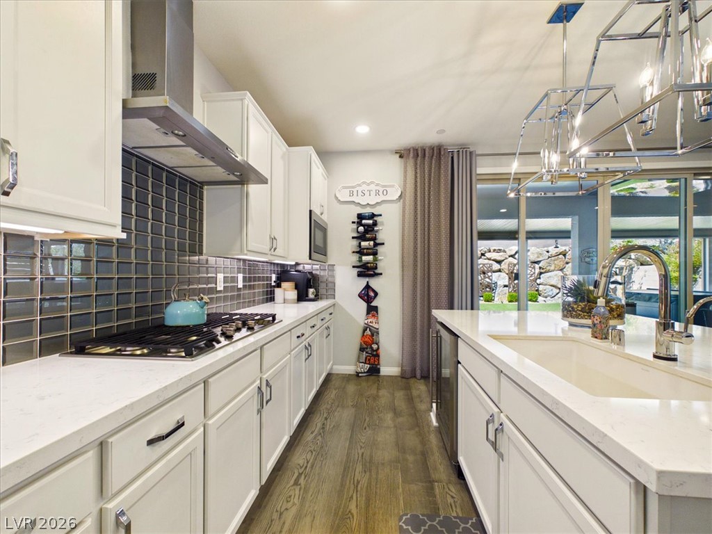 203 Badwater Basin Street Property Photo 15