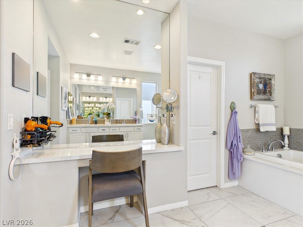 203 Badwater Basin Street Property Photo 45