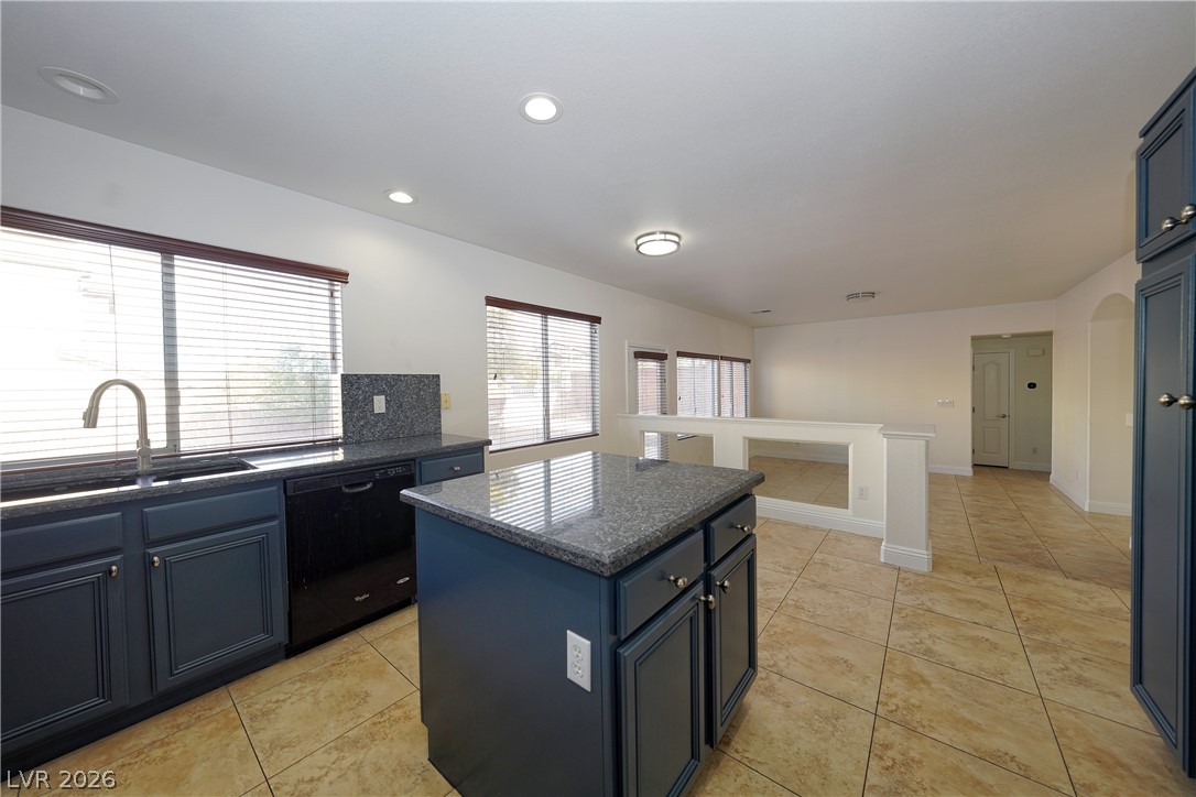 1002 Nimitz Court Property Photo 6