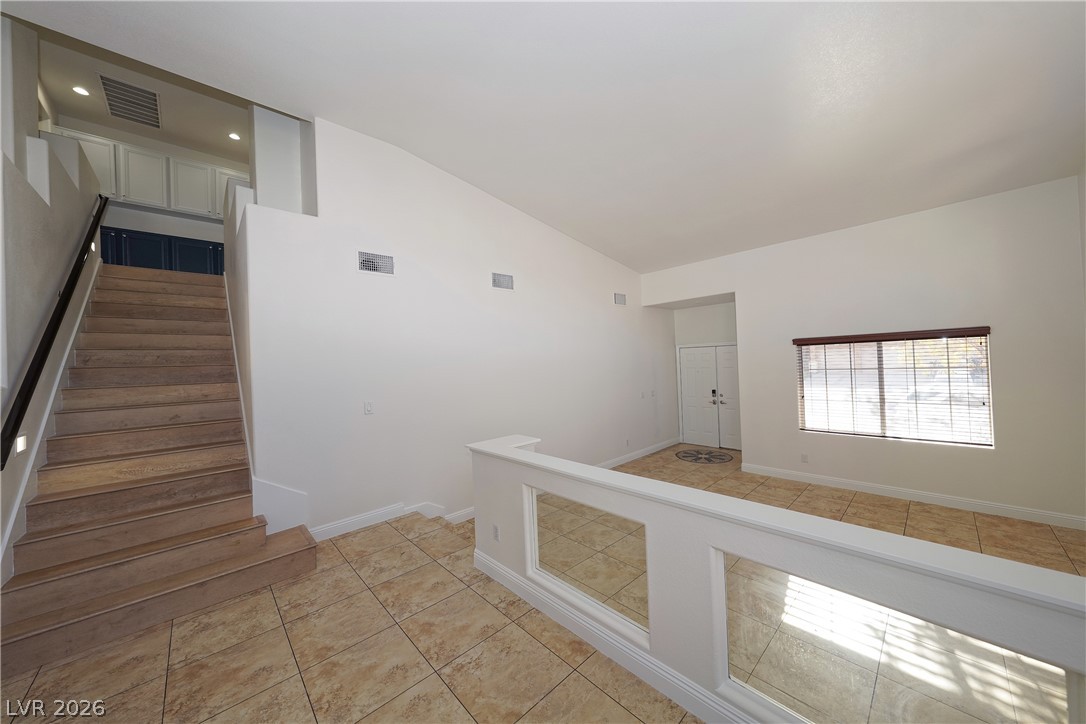 1002 Nimitz Court Property Photo 10