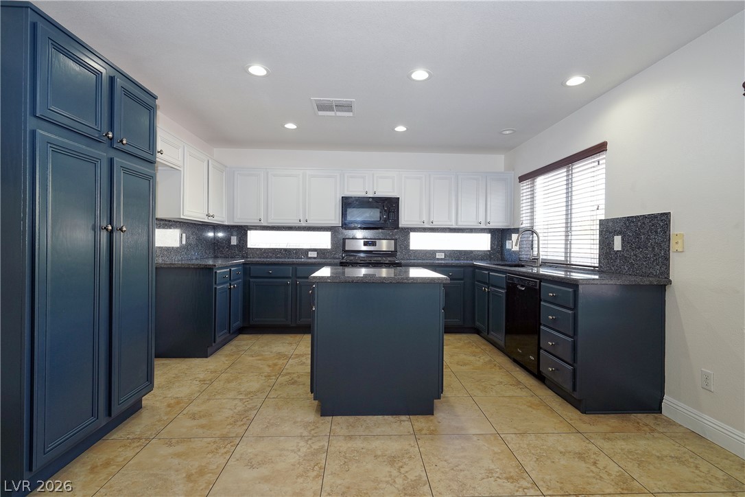 1002 Nimitz Court Property Photo 29