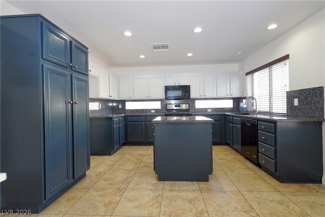 1002 Nimitz Court Property Photo 48