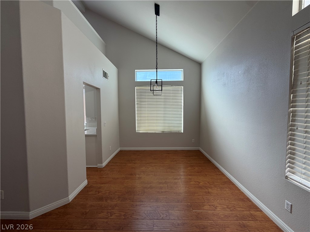 8161 Bonaventure Drive Property Photo 9
