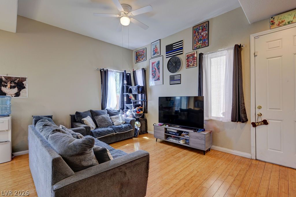 117 Stockton Edge Avenue Property Photo 2