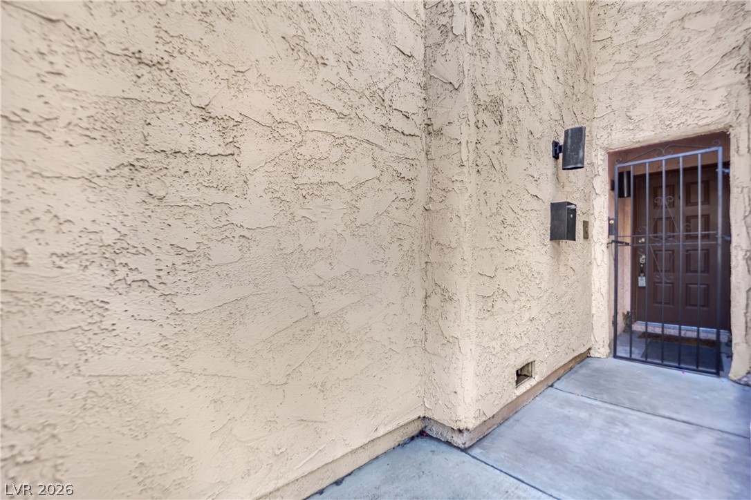 3373 Milenko Drive Property Photo 4