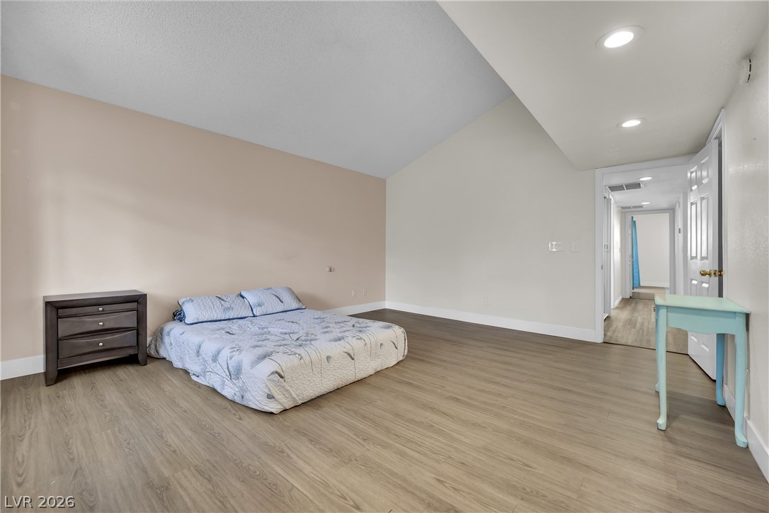 3373 Milenko Drive Property Photo 18