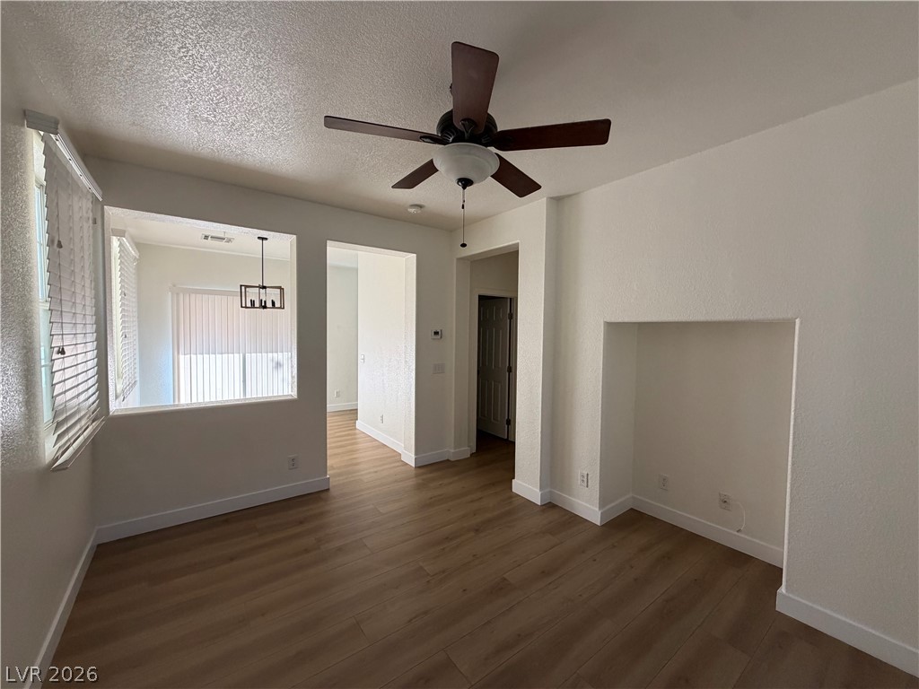 8130 Amy Springs Street Property Photo 3