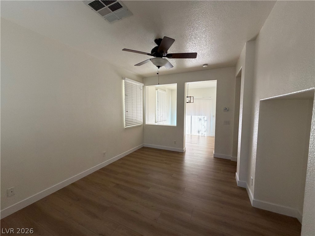 8130 Amy Springs Street Property Photo 5
