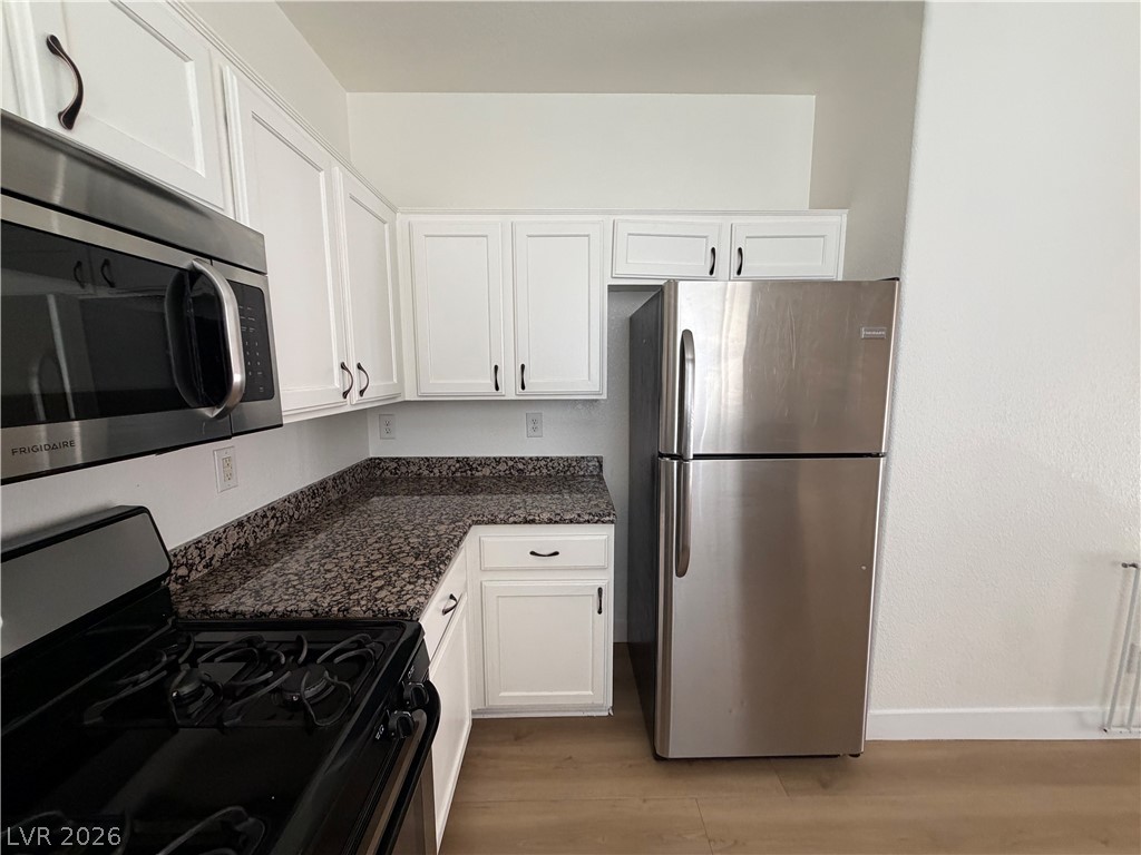 8130 Amy Springs Street Property Photo 19
