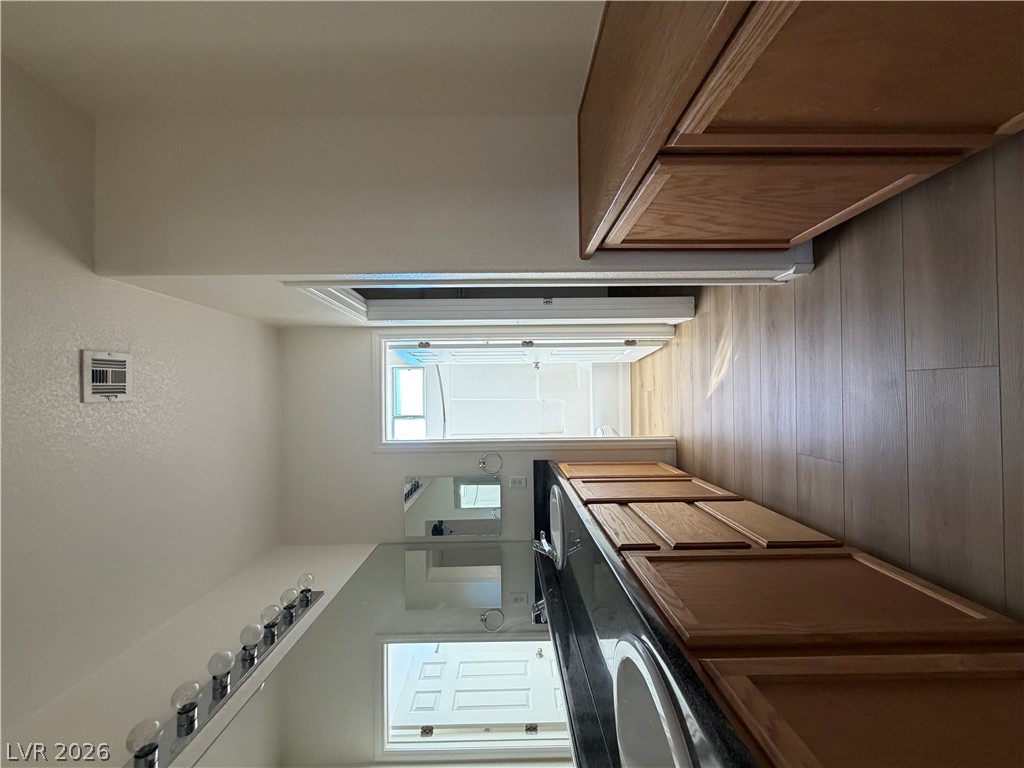 8130 Amy Springs Street Property Photo 26