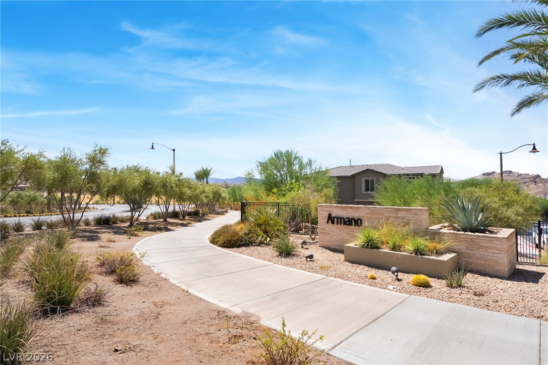 37 Strada Moscato Property Photo 16