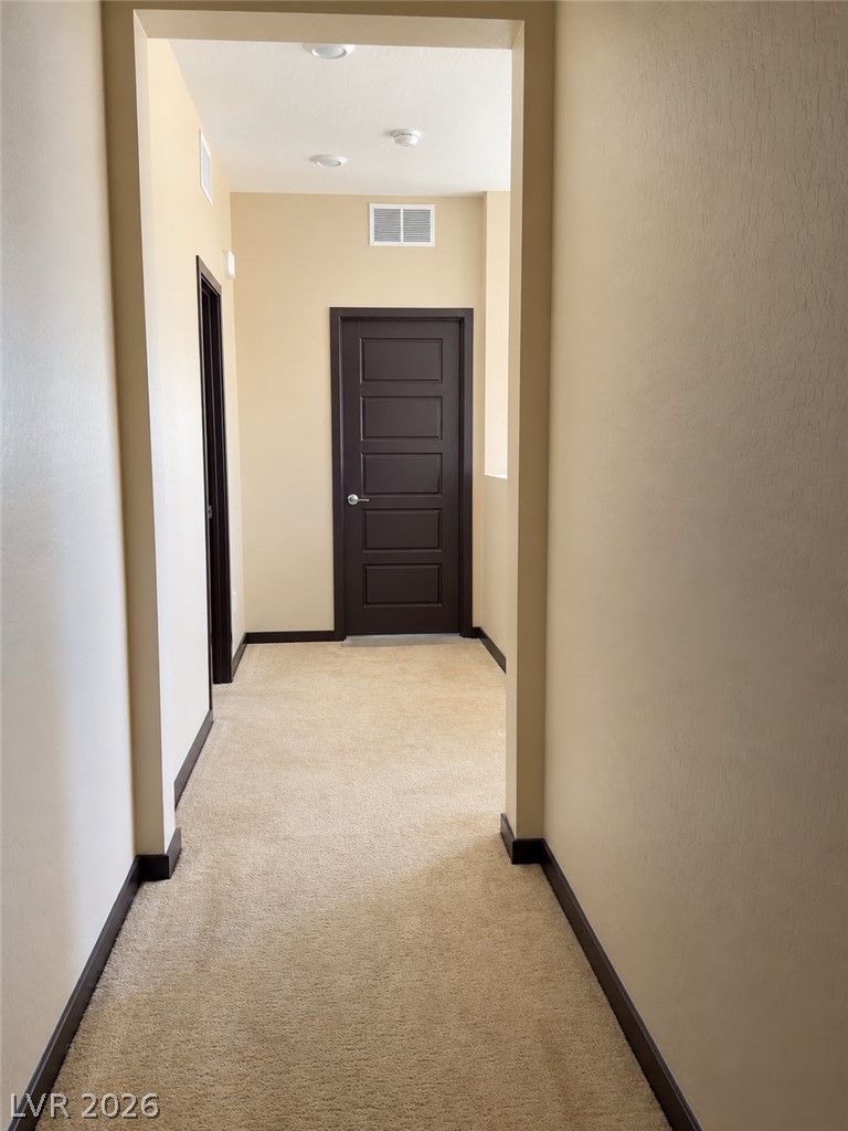 37 Strada Moscato Property Photo 25
