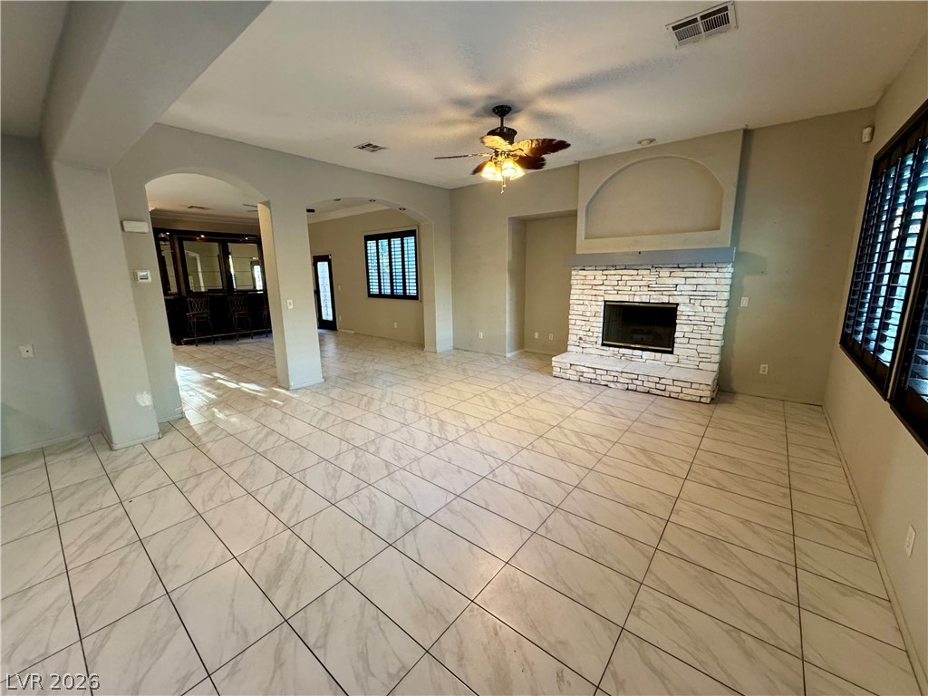2539 Carmona Circle Property Photo 8